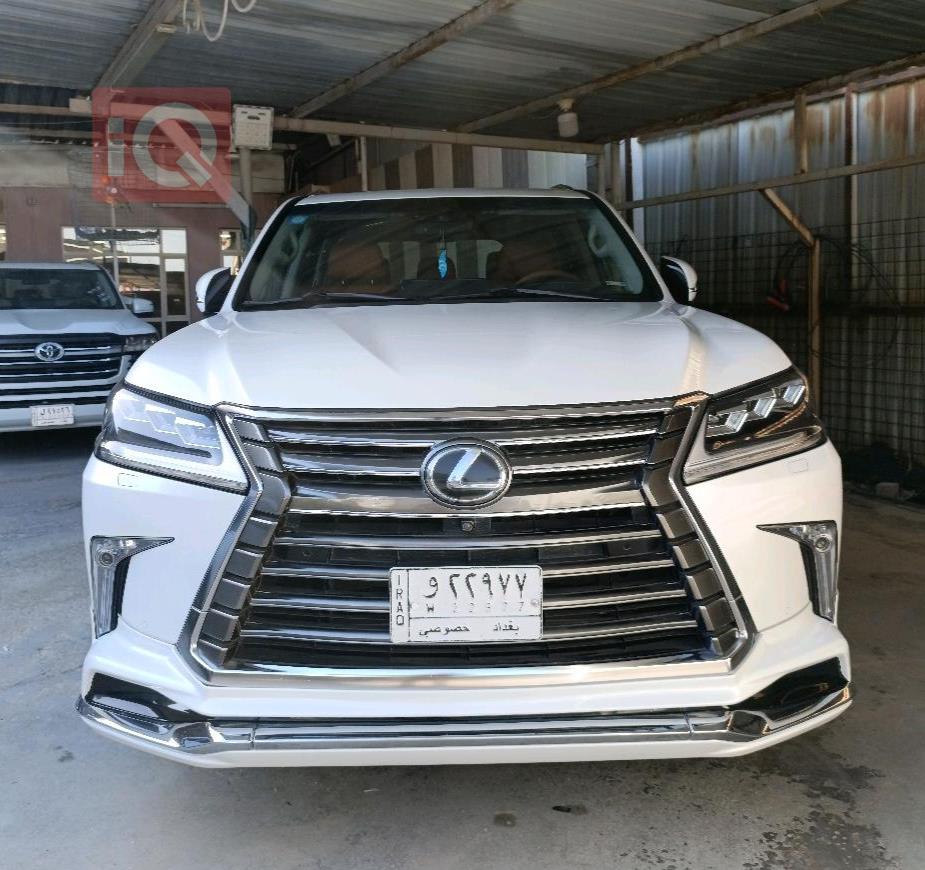 Lexus LX